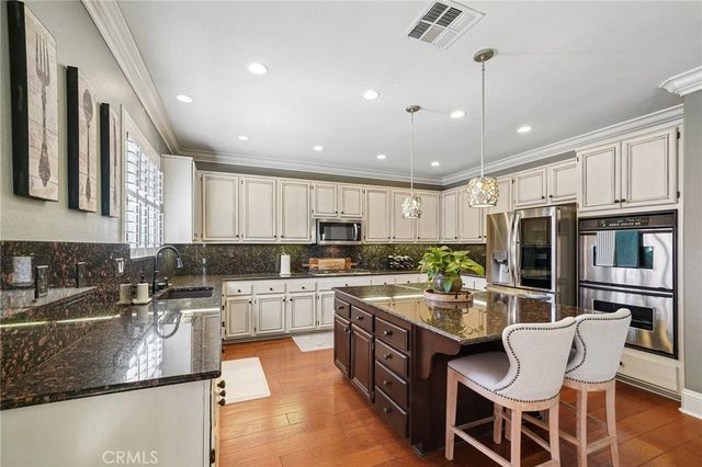 36195 Darcy Place, Murrieta, CA 92562