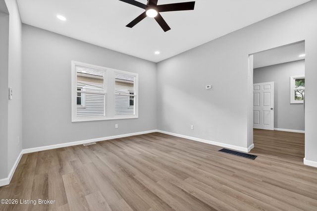 3527 W Muhammad Ali Blvd, Louisville, KY 40212