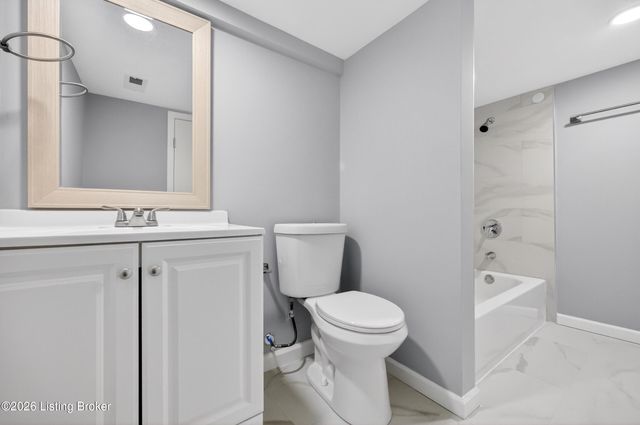 3527 W Muhammad Ali Blvd, Louisville, KY 40212