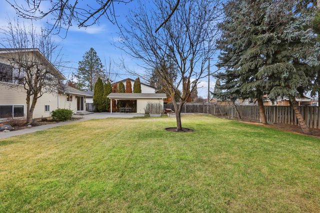 6123 S Napa St, Spokane, WA 99223