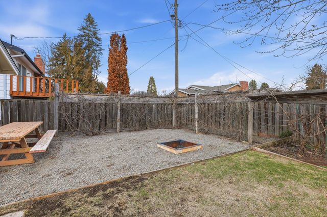 6123 S Napa St, Spokane, WA 99223