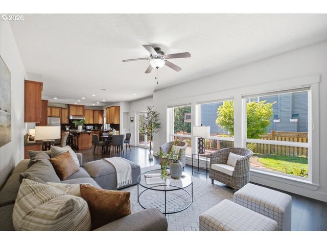 3706 ILLAHE HILL Rd, Salem, OR 97302