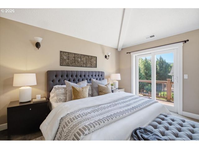 3706 ILLAHE HILL Rd, Salem, OR 97302