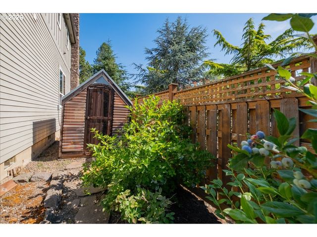 3706 ILLAHE HILL Rd, Salem, OR 97302