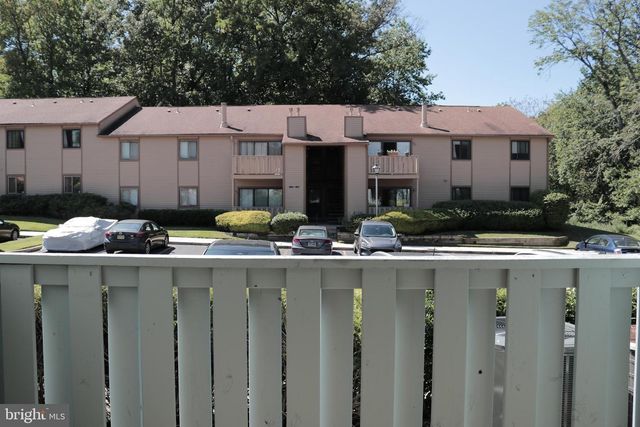 1301 WOODHOLLOW DR, Marlton, NJ 08053