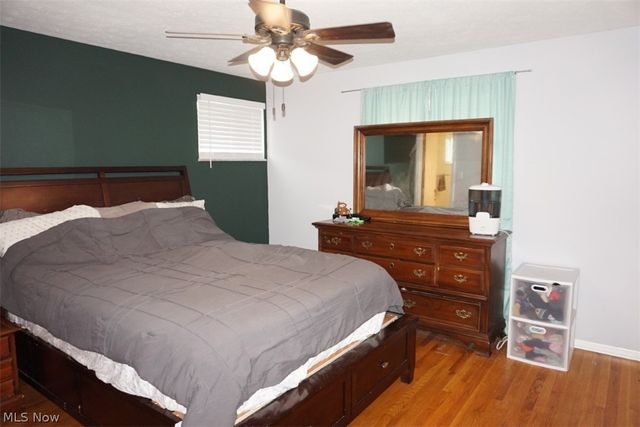 28096 Edgepark Drive, North Olmsted, OH 44070