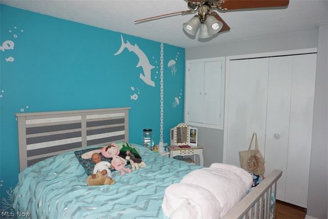 28096 Edgepark Drive, North Olmsted, OH 44070