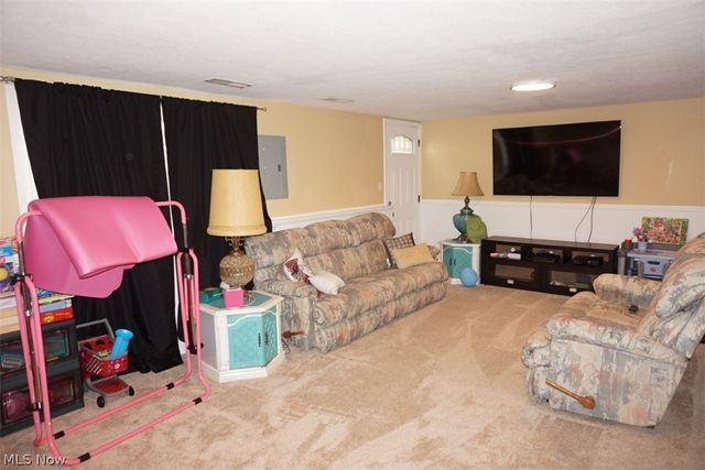 28096 Edgepark Drive, North Olmsted, OH 44070