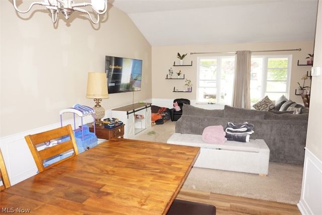 28096 Edgepark Drive, North Olmsted, OH 44070