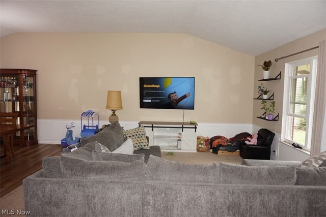 28096 Edgepark Drive, North Olmsted, OH 44070