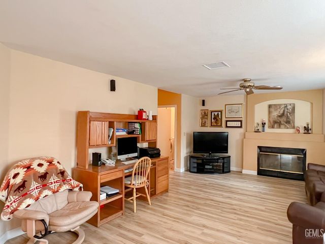 13813 Toluca Drive, Bakersfield, CA 93314