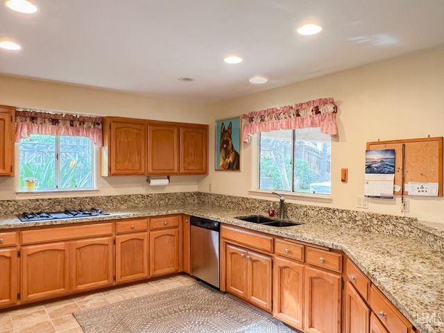 13813 Toluca Drive, Bakersfield, CA 93314