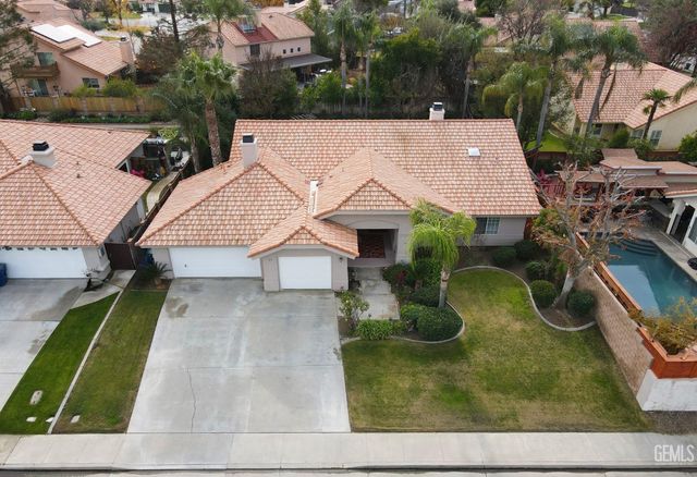 13813 Toluca Drive, Bakersfield, CA 93314