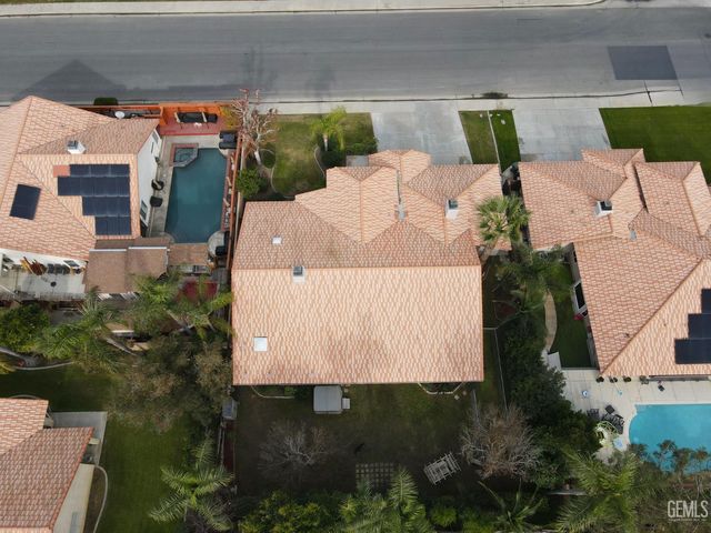 13813 Toluca Drive, Bakersfield, CA 93314