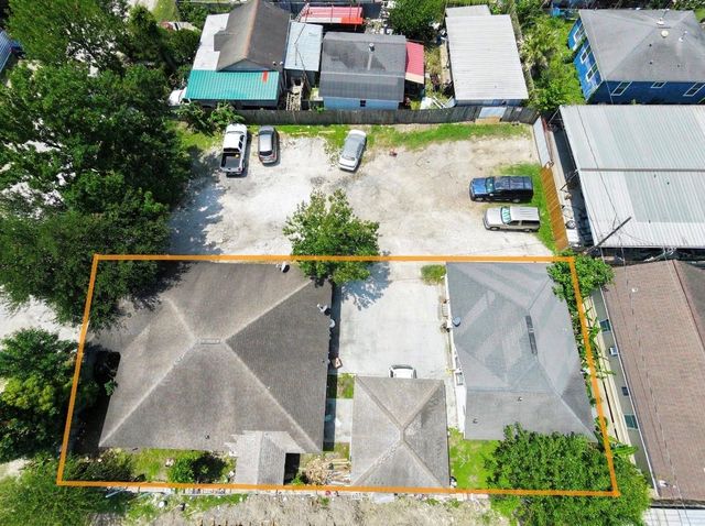 2525 Warwick Road, Houston, TX 77093