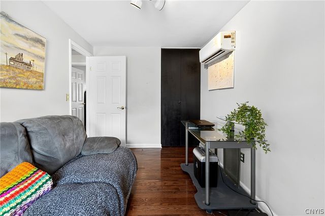 8237 Mantova Drive, Clay, NY 13041