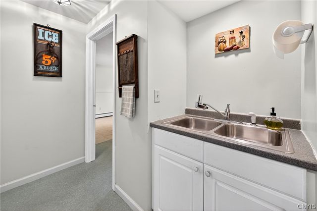 8237 Mantova Drive, Clay, NY 13041