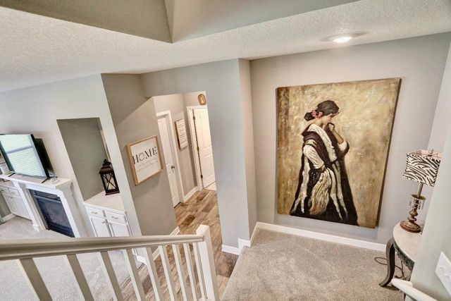 1466 Clover Preserve Lane, Chaska, MN 55318