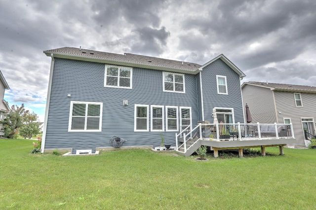 1466 Clover Preserve Lane, Chaska, MN 55318