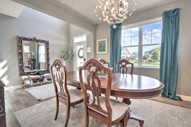 1466 Clover Preserve Lane, Chaska, MN 55318