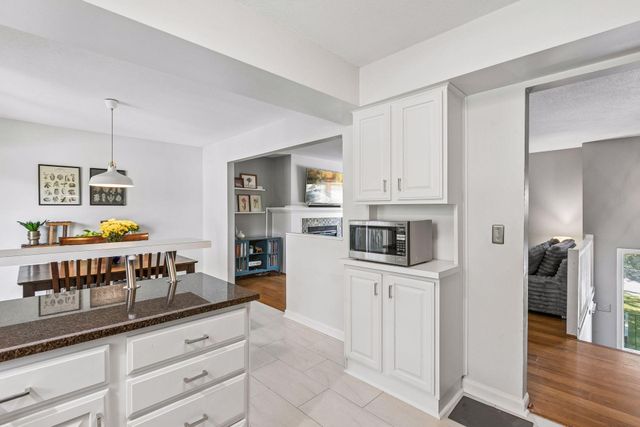 3230 Brunswick Avenue N, Crystal, MN 55422