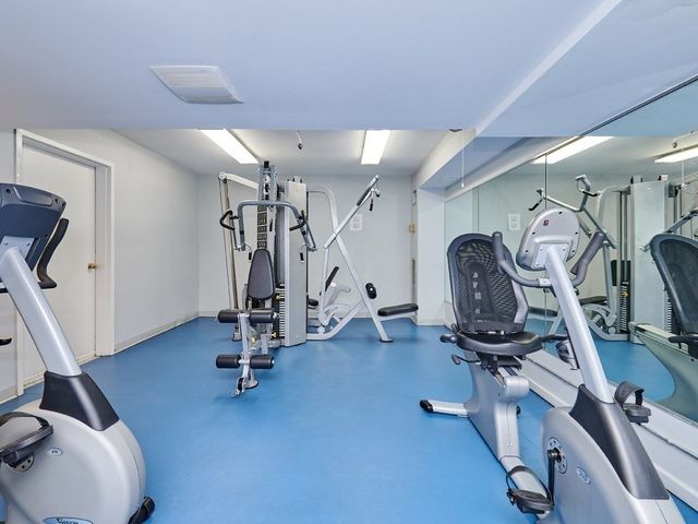 1731 Beacon 521, Brookline, MA 02445