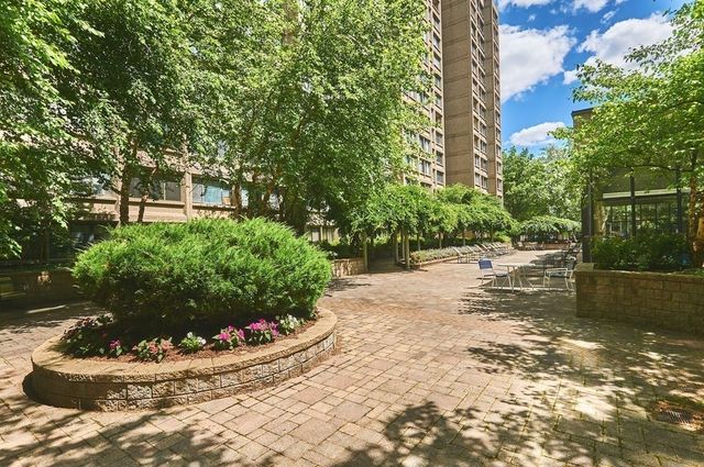 1731 Beacon 521, Brookline, MA 02445