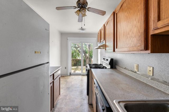 112 FELTON AVE, Darby, PA 19023