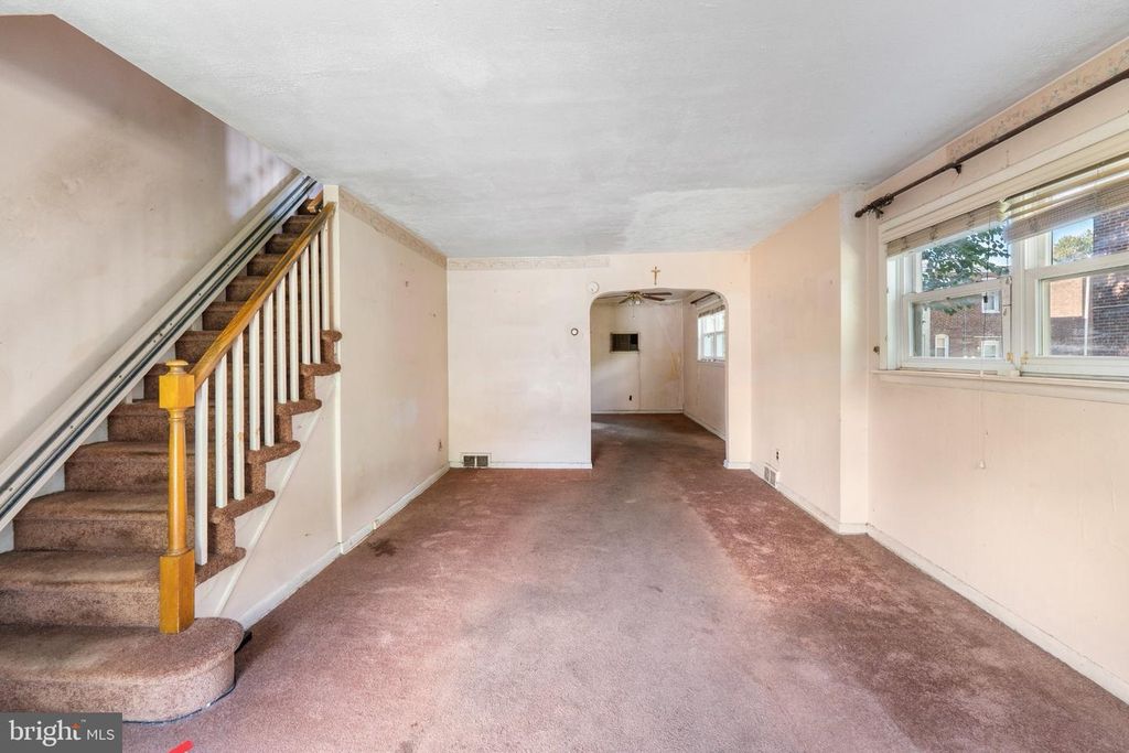 112 FELTON AVE, Darby, PA 19023 — photo 2