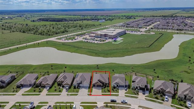 10707 Amador Peak Drive, Rosharon, TX 77583