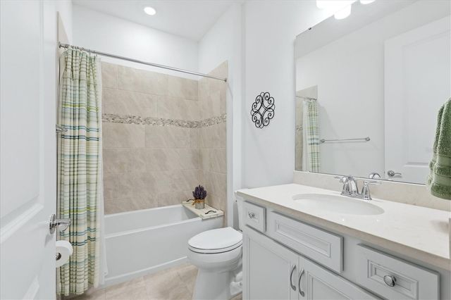 9289 BALLASTER POINTE LOOP, Parrish, FL 34219