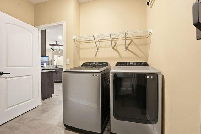 413 Halton Drive, Pataskala, OH 43062