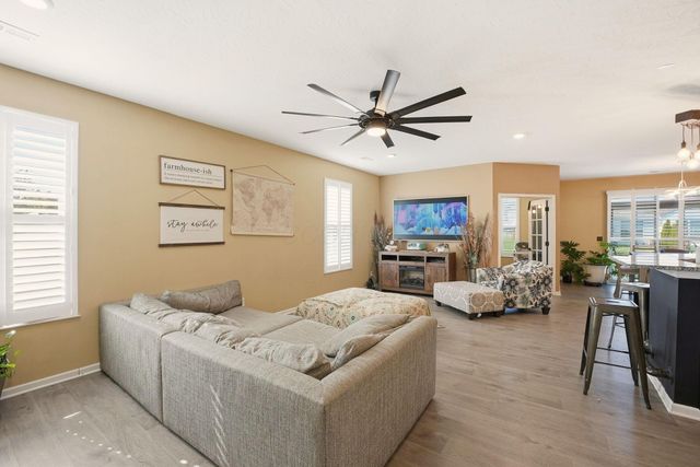 413 Halton Drive, Pataskala, OH 43062