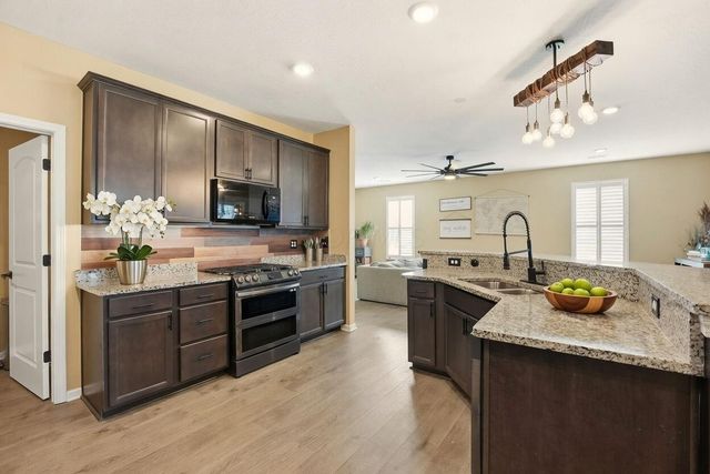 413 Halton Drive, Pataskala, OH 43062