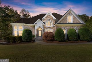 1930 Marina Way, Buford, GA 30518