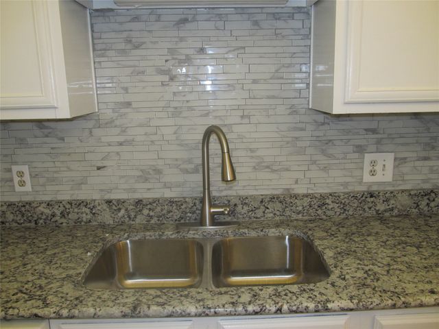 9600 Royal Lane 506, Dallas, TX 75243