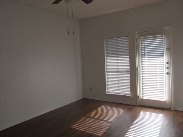9600 Royal Lane 506, Dallas, TX 75243