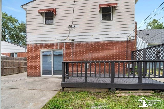 5888 Kolb Avenue, Allen Park, MI 48101