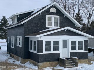 8205 Independence Road, Defiance, OH 43512