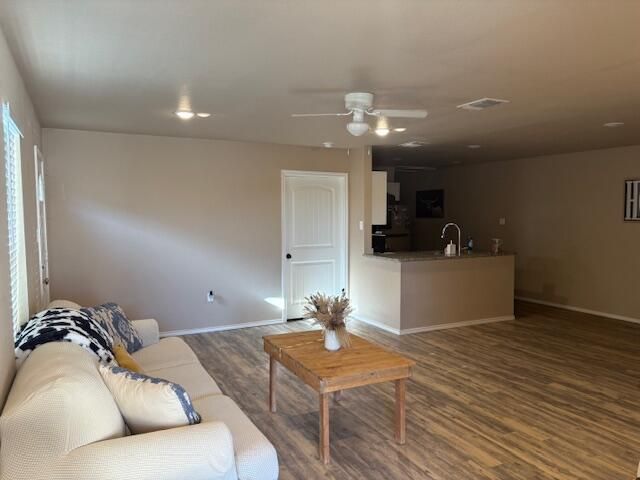 1013 Preston Trail, Wolfforth, TX 79382