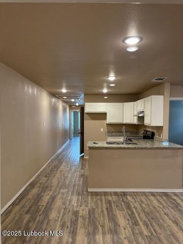 1013 Preston Trail, Wolfforth, TX 79382