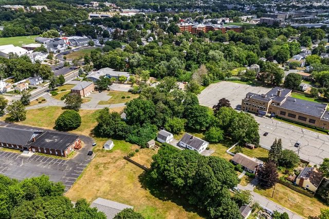 5 Dipalma Rd, Beverly, MA 01915