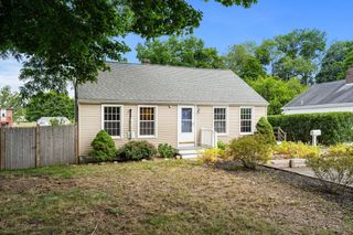 5 Dipalma Rd, Beverly, MA 01915