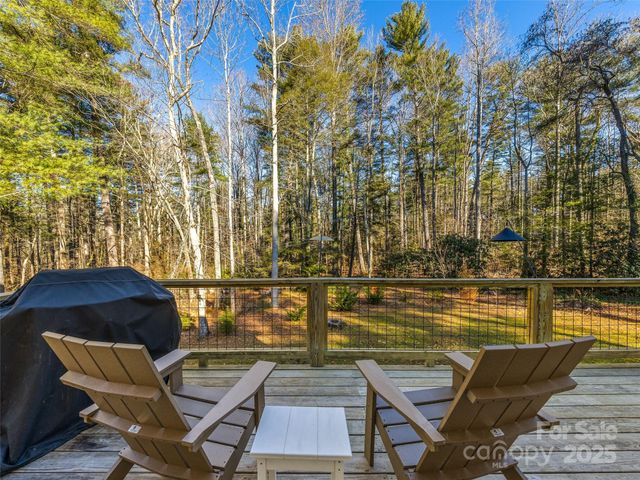 105 Boyd Drive, Flat Rock, NC 28731