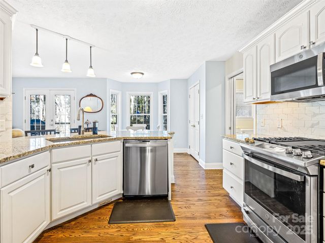 105 Boyd Drive, Flat Rock, NC 28731