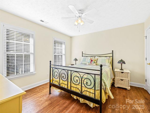 105 Boyd Drive, Flat Rock, NC 28731