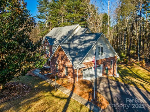 105 Boyd Drive, Flat Rock, NC 28731