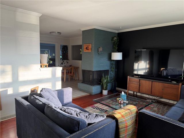 6332 NALL Avenue, Mission, KS 66202
