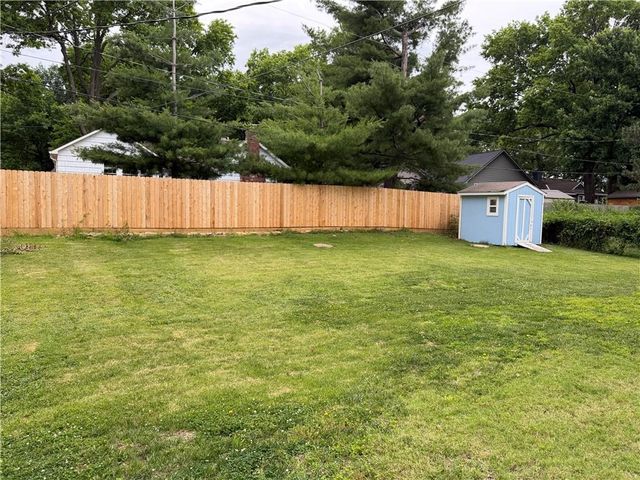 6332 NALL Avenue, Mission, KS 66202