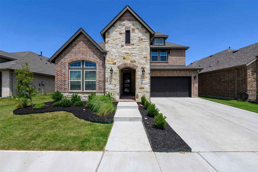 1604 Moss Trail Court, Argyle, TX 76226